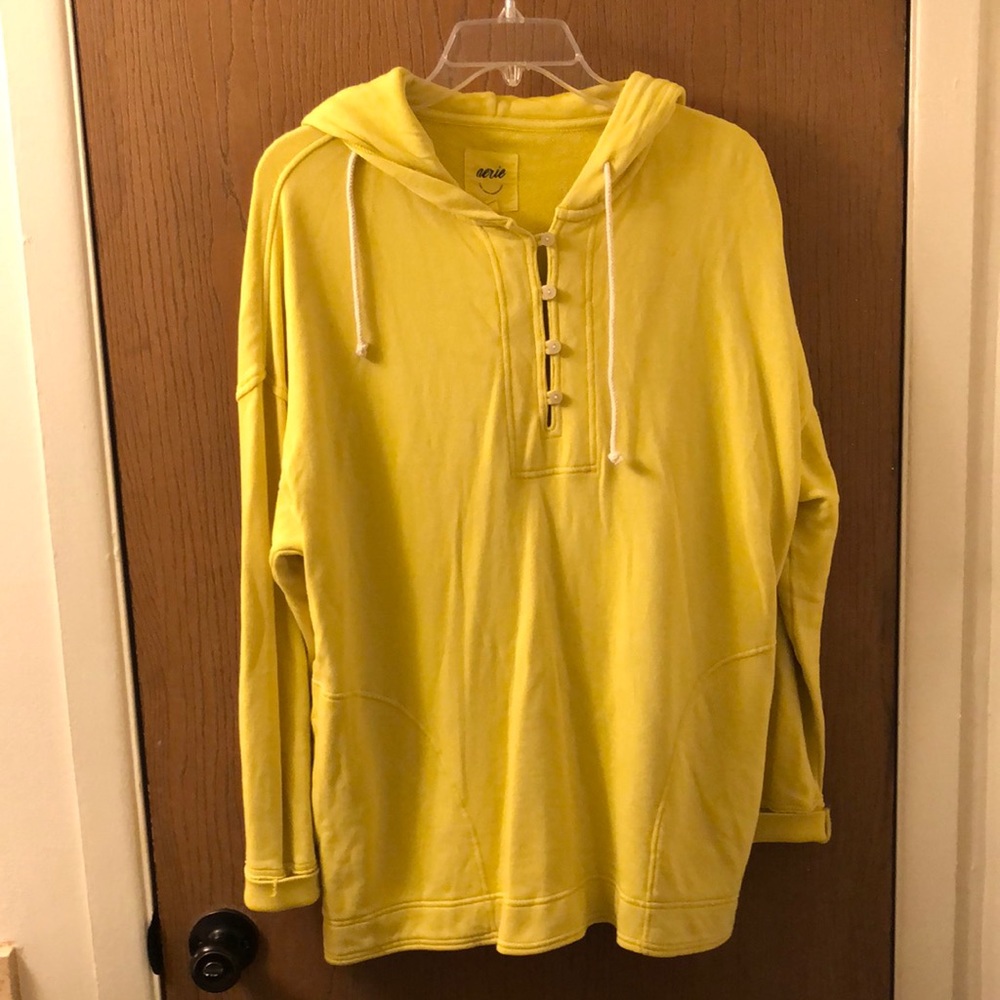 Oversized jacket. Used for cool down period after exercise.